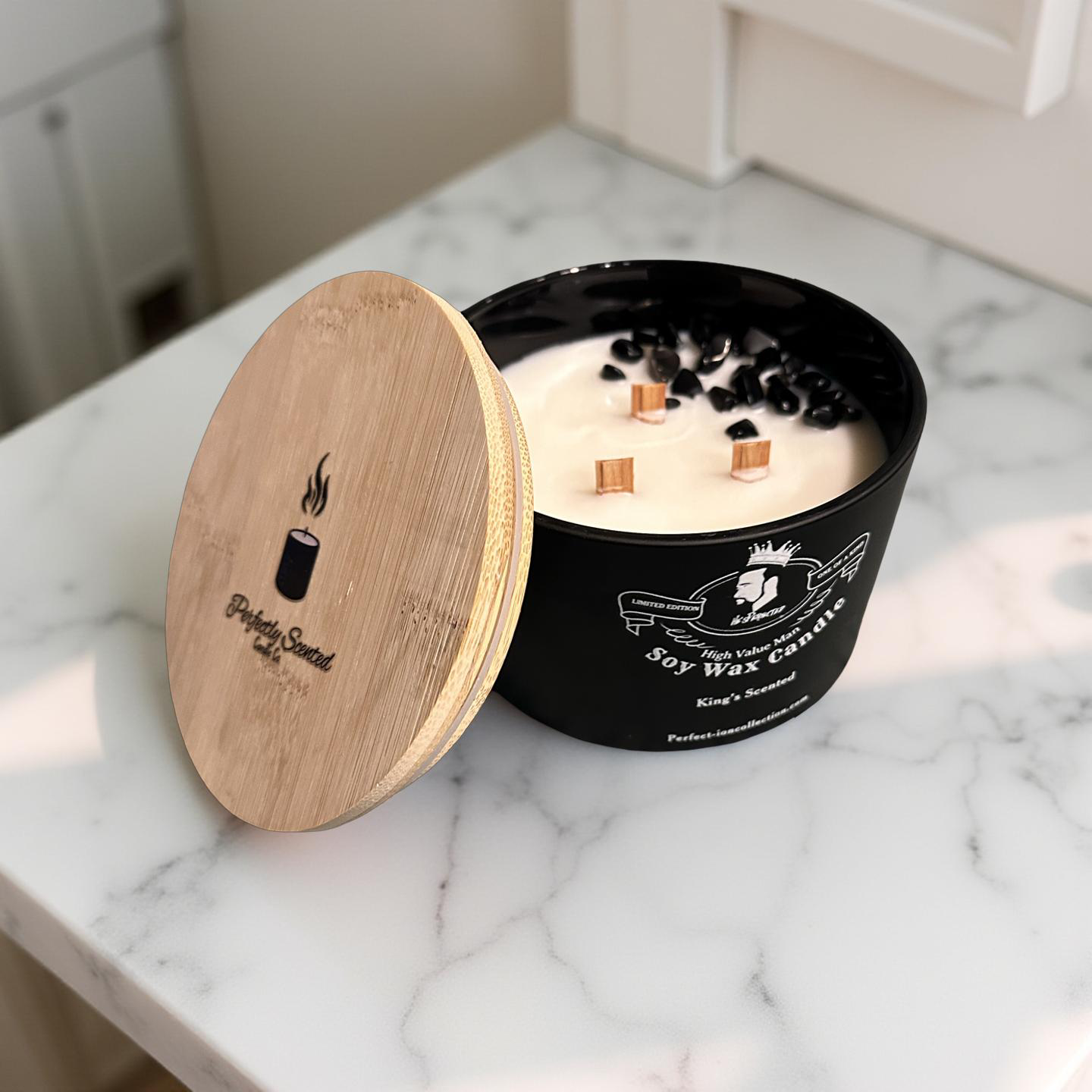 Men Candle- Mahogany Teakwood scent ￼